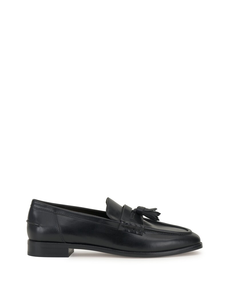 Vince Camuto | Chiamry Loafer Black | Item ID-CIQR5435